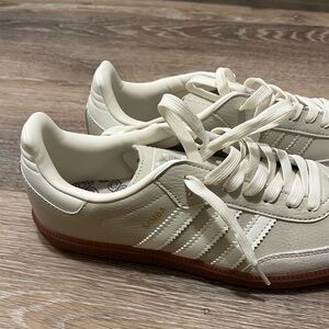 White & cream adidas sambas